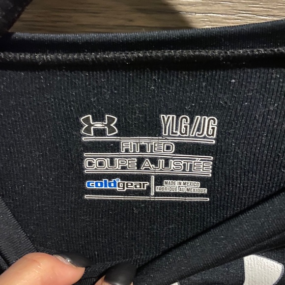 Under armour cold gear undershirt - Picture 2 of 3